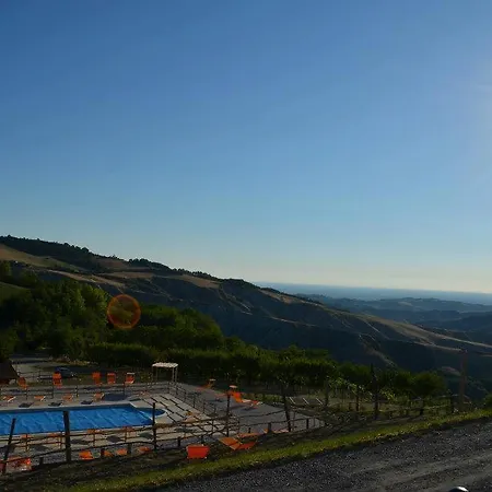 Campsite La Luna Sul Trebbio *