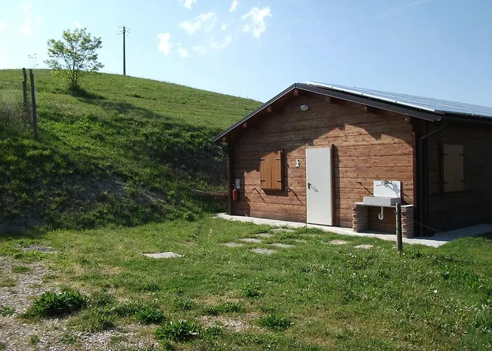 La Luna Sul Trebbio Camping *